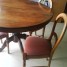 table-ronde-avec-4chaise-en-merisier
