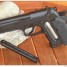 arme-pistolet-bereta-4-5mm-noir