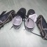2-paires-de-chaussures-foot-noires-et-grises-marque-kipsta