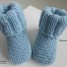 tricot-bebe-chaussons-merinos-bleu-ciel-layette-tricot-bebe-fait-main