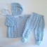 ensemble-tricot-bebe-modele-layette-tricote-main-sur-opla
