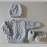 ensemble-tricot-bebe-modele-layette-tricote-main-sur-opla